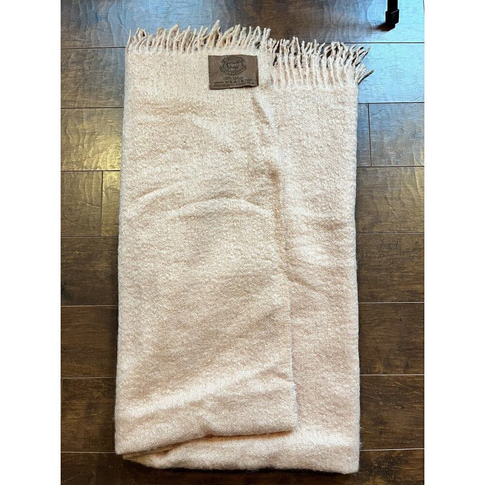 Compagnia Lane Preziose 100% Mohair Peach Throw blanket Fringe - Picture 2 of 6